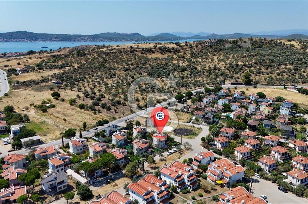 AYVALIK CUNDA'DA KÖŞE PARSEL MÜSTAKİL SATILIK VİLLA