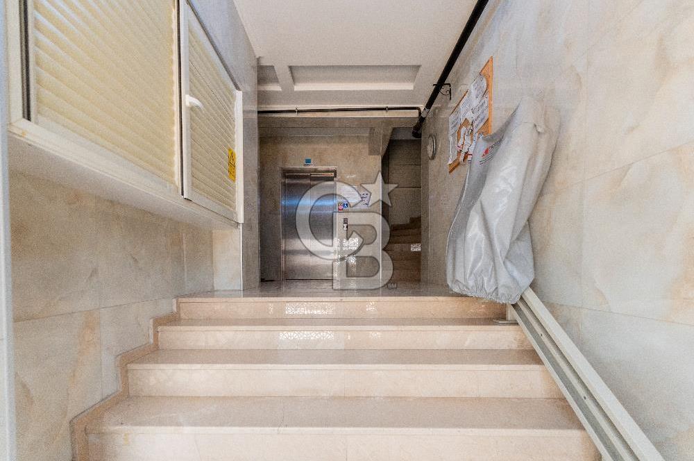 Karşıyaka'nın Tercih Edilen Bölgesinde Ferah 1+1 Satılık Daire