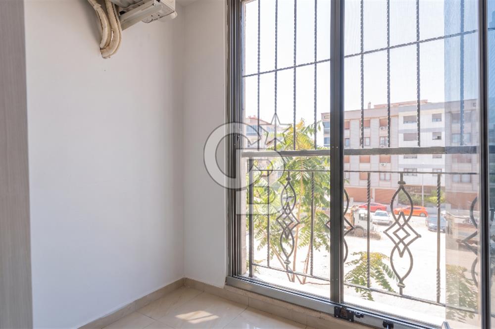 Karşıyaka'nın Tercih Edilen Bölgesinde Ferah 1+1 Satılık Daire