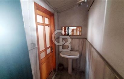 Pazartesi Pazarı Yanı | İş Yeri + 2 Daire | Satılık Komple Bina