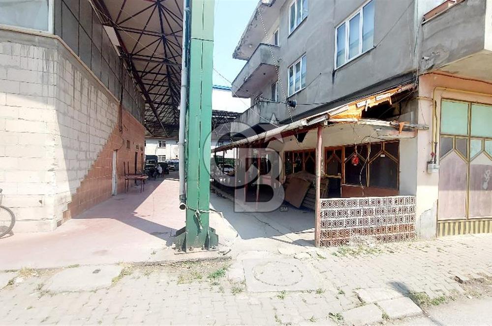 Pazartesi Pazarı Yanı | İş Yeri + 2 Daire | Satılık Komple Bina