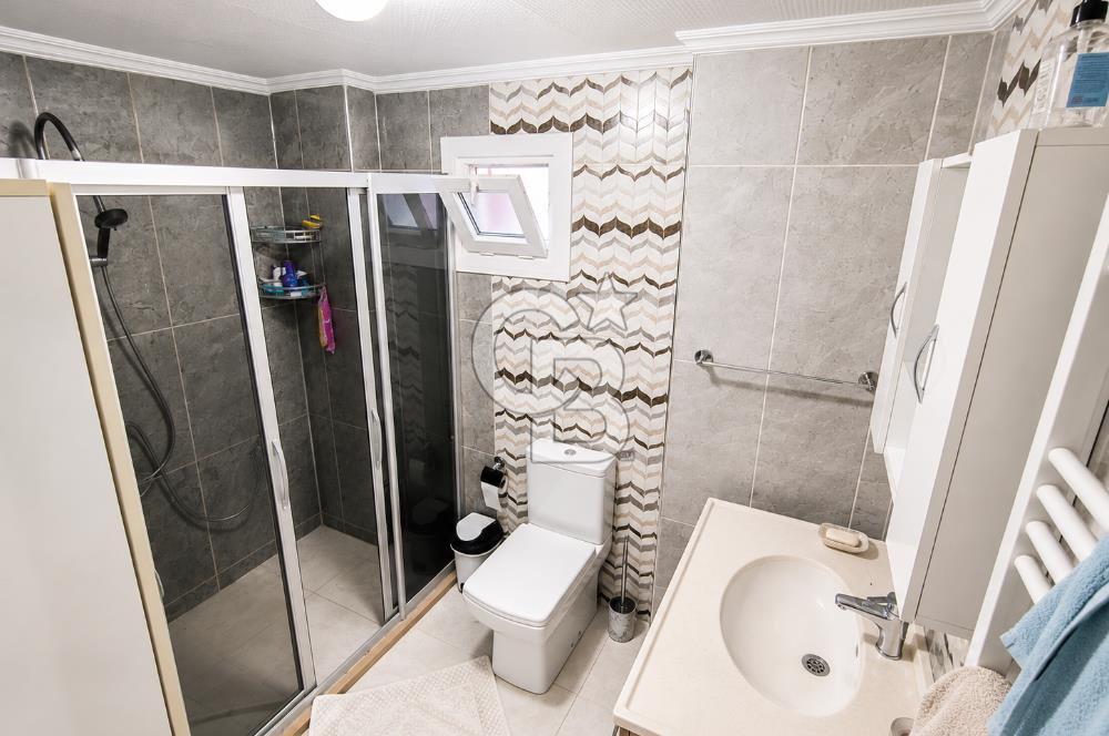 AYVALIK ÇAMLIK LAKA'DA GENİŞ BAHÇELİ 2+2 SATILIK DAİRE 