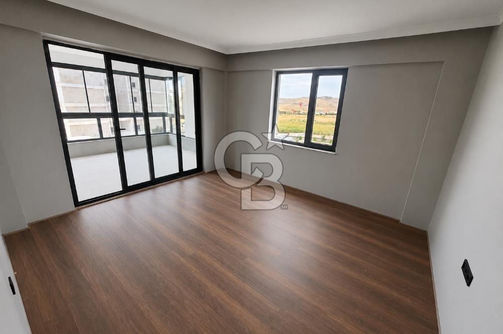Polatlı Şehitlik Mah. Ultra Lüks 4+1 Daire