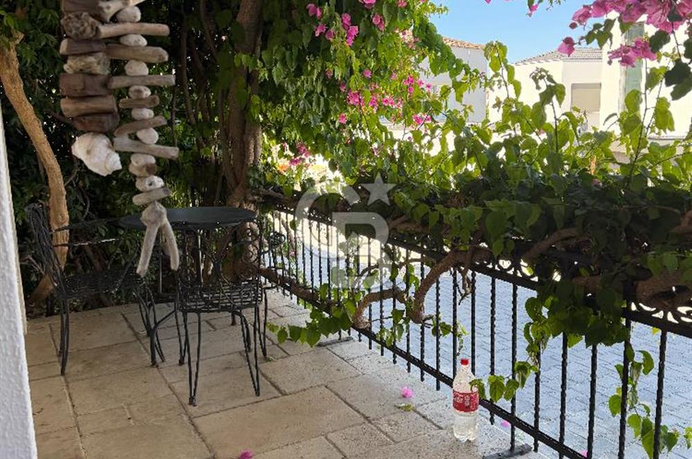 ÇEŞME DALYAN DA SATILIK LÜKS VİLLA