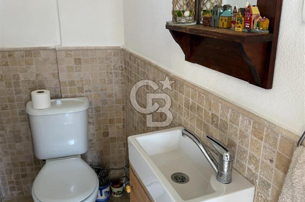 ÇEŞME DALYAN DA SATILIK LÜKS VİLLA