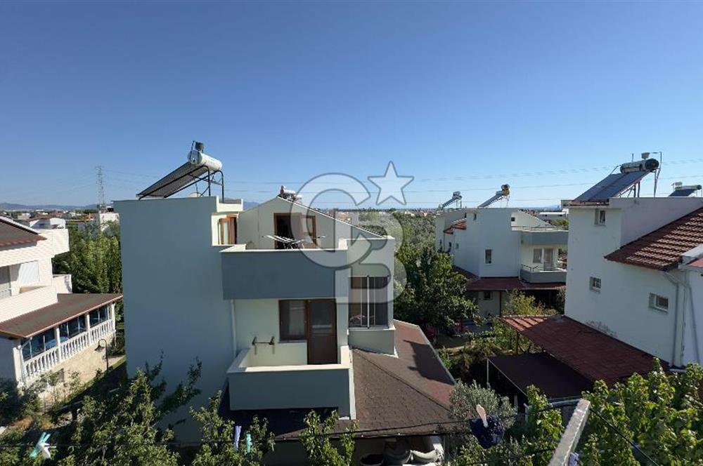 SALİHLER GAZETECİLER SİTESİNDE 3+1 DENİZ MANZARALI TRİPLEKS