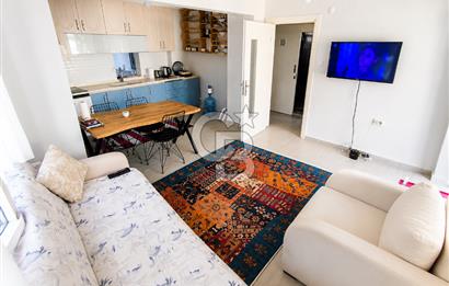 AYVALIK ÇAMLIK LAKA'DA GENİŞ BAHÇELİ 2+2 SATILIK DAİRE 