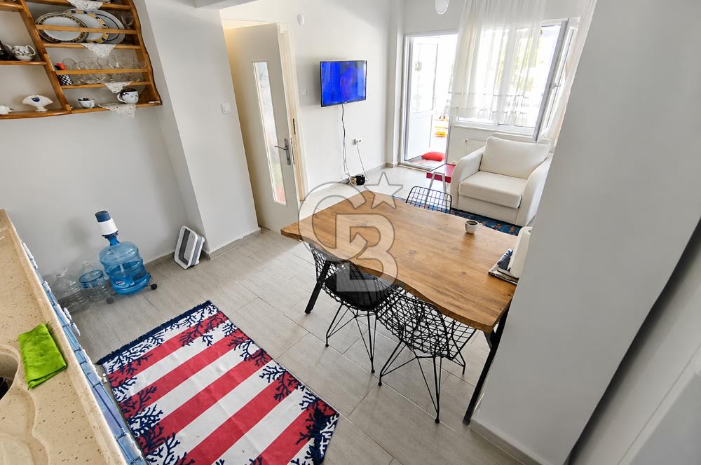 AYVALIK ÇAMLIK LAKA'DA GENİŞ BAHÇELİ 2+2 SATILIK DAİRE 