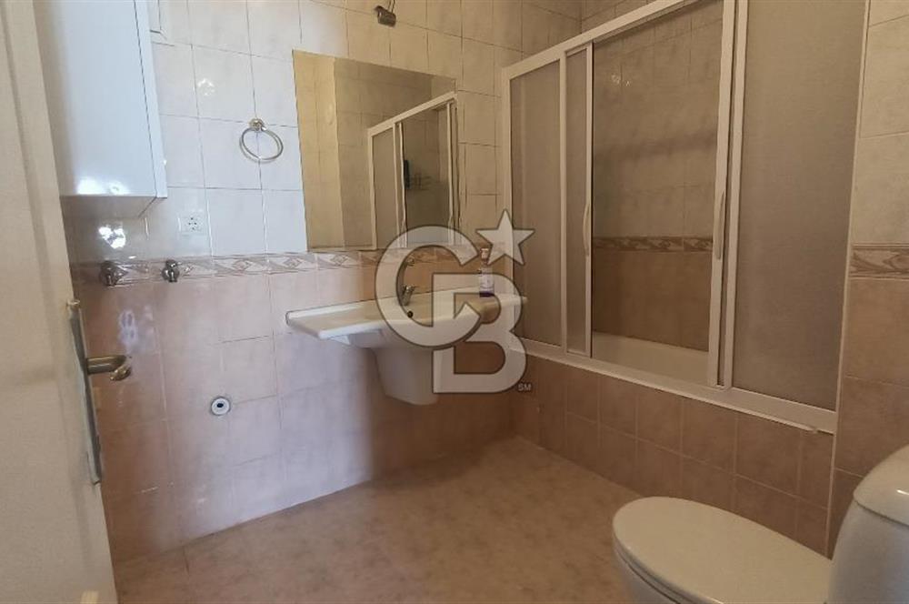 İzmir Bayraklı Mansuroğlu Mahallesi Kiralık 3-1 Daire