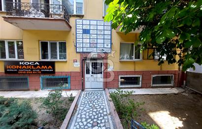 Necatibey Hanımeli Sokak Satılık 1+1 Ev & Ofis