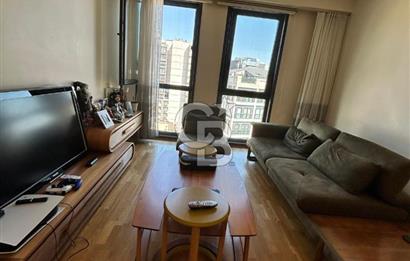 Suadiye'de deniz man. güvenlikli, havuzlu sitede ebeveynli 2+1