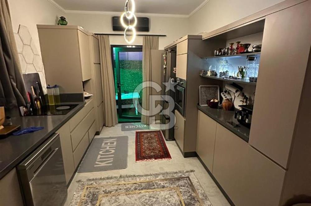 Bornova yakakoy modern ikiz villa