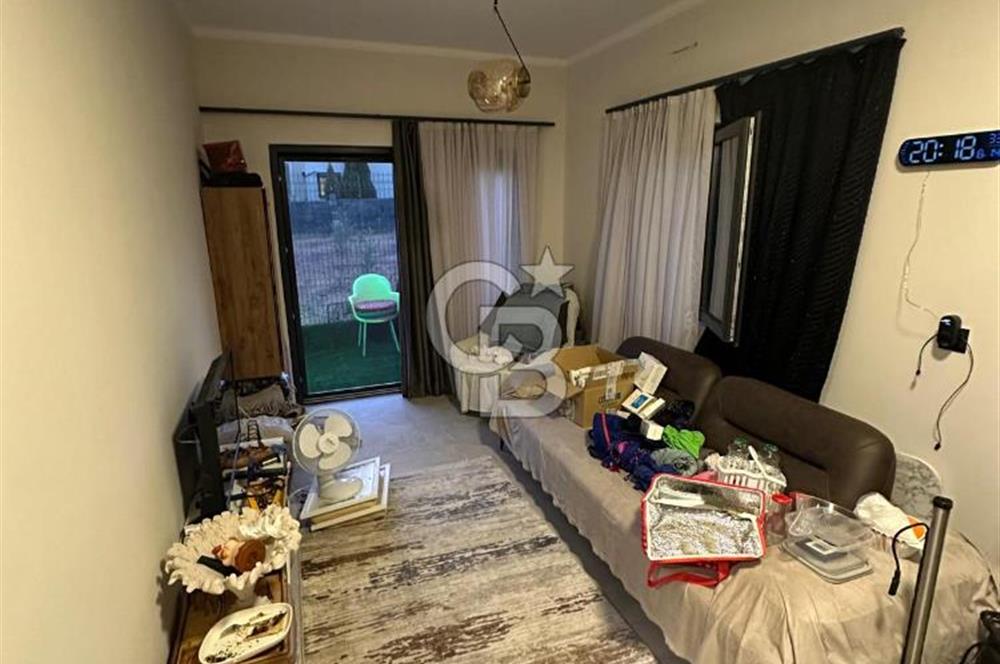 Bornova yakakoy modern ikiz villa