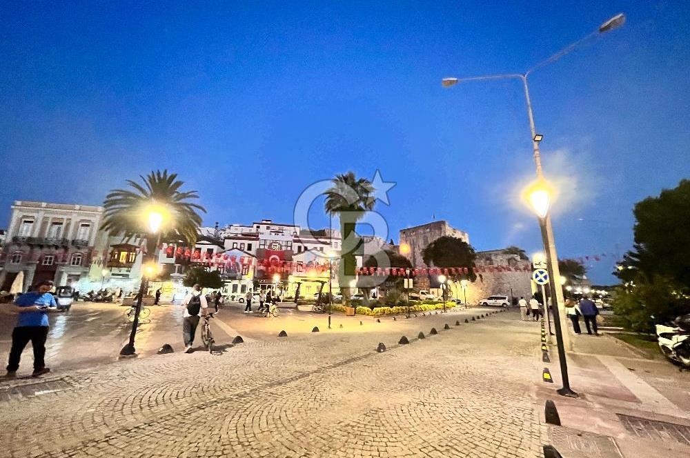Çeşme çarşısında satılık dükkan