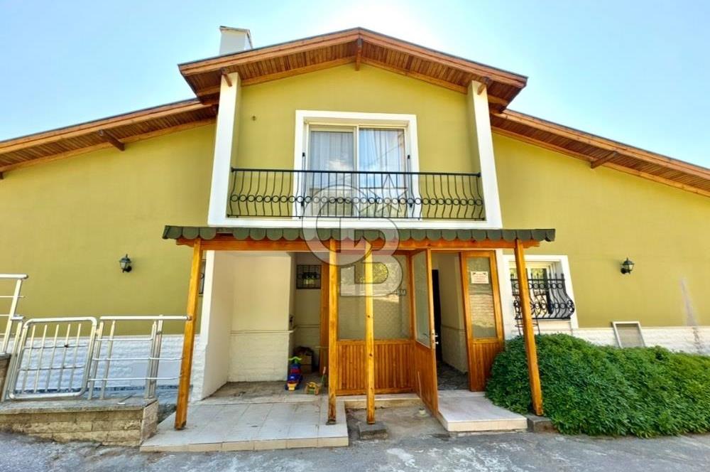 BUCA KAYNAKNAKLAR' DA EŞSİZ BİR YAŞAM VE YATIRIM FIRSATLI VİLLA