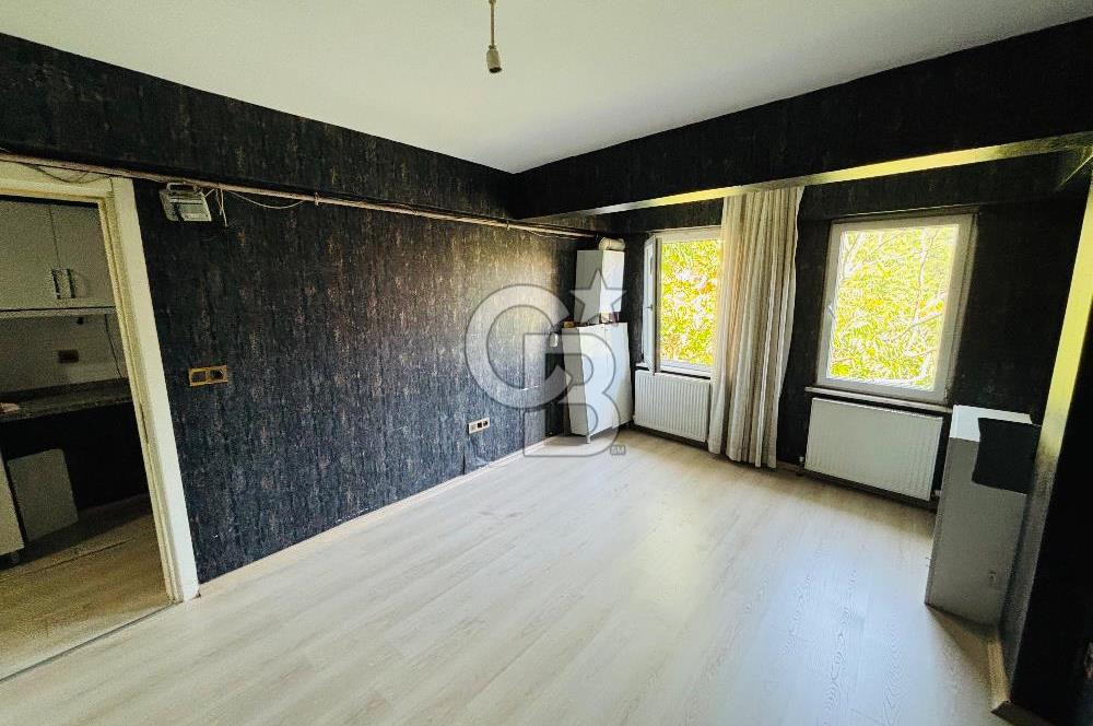 HASEKİ TRAMVAYIN YANIBAŞINDA ASANSÖRLÜ KİRALIK KOMPLE BİNA