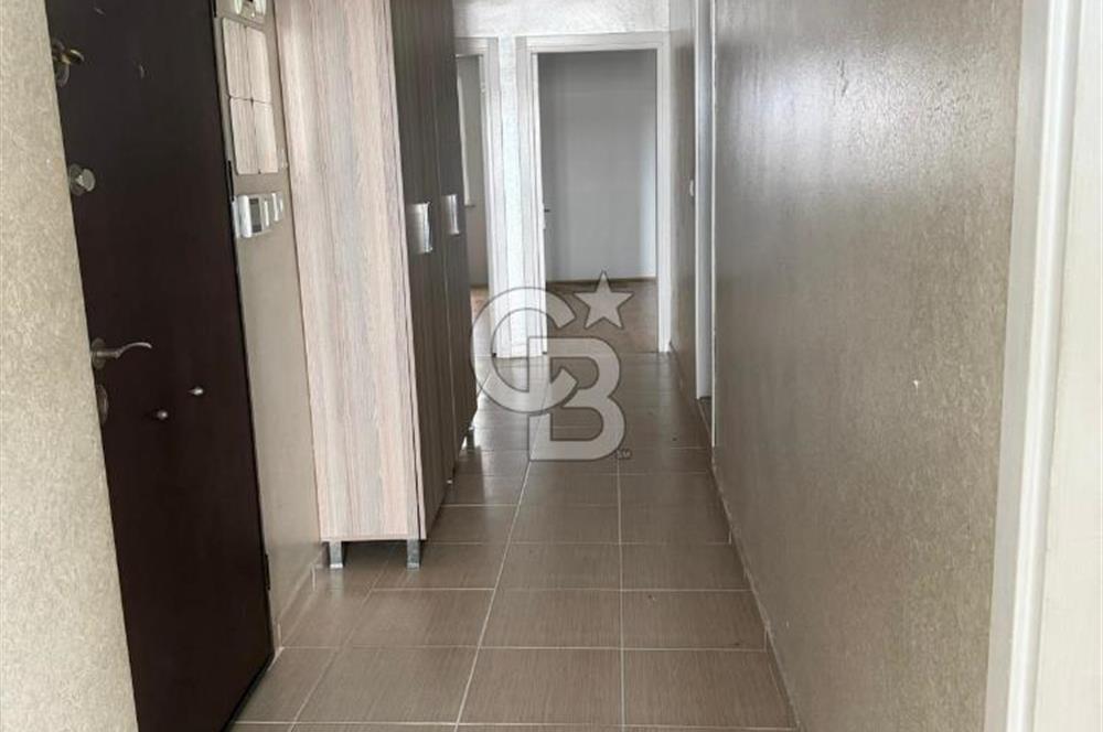 Eyüp Silahtarağada Geniş Salonlu, Asansörlü Satılık 2+1 Daire