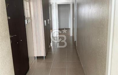 Eyüp Silahtarağada Geniş Salonlu, Asansörlü Satılık 2+1 Daire