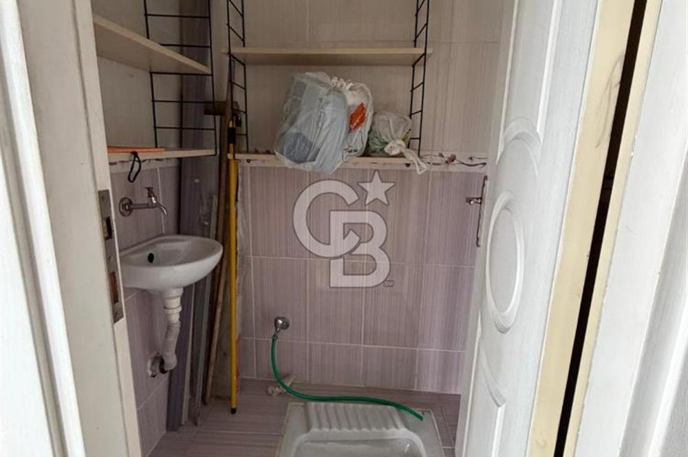 Eyüp Silahtarağada Geniş Salonlu, Asansörlü Satılık 2+1 Daire