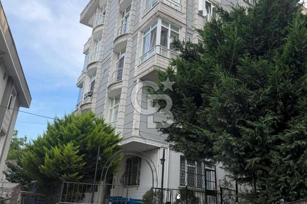 Eyüp Silahtarağada Geniş Salonlu, Asansörlü Satılık 2+1 Daire