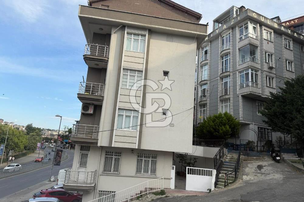 Eyüp Silahtarağada Geniş Salonlu, Asansörlü Satılık 2+1 Daire