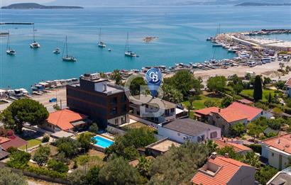 Urla ÇeşmealtıDeniz Manzaralı Satılık 4+1 Müstakil Villa