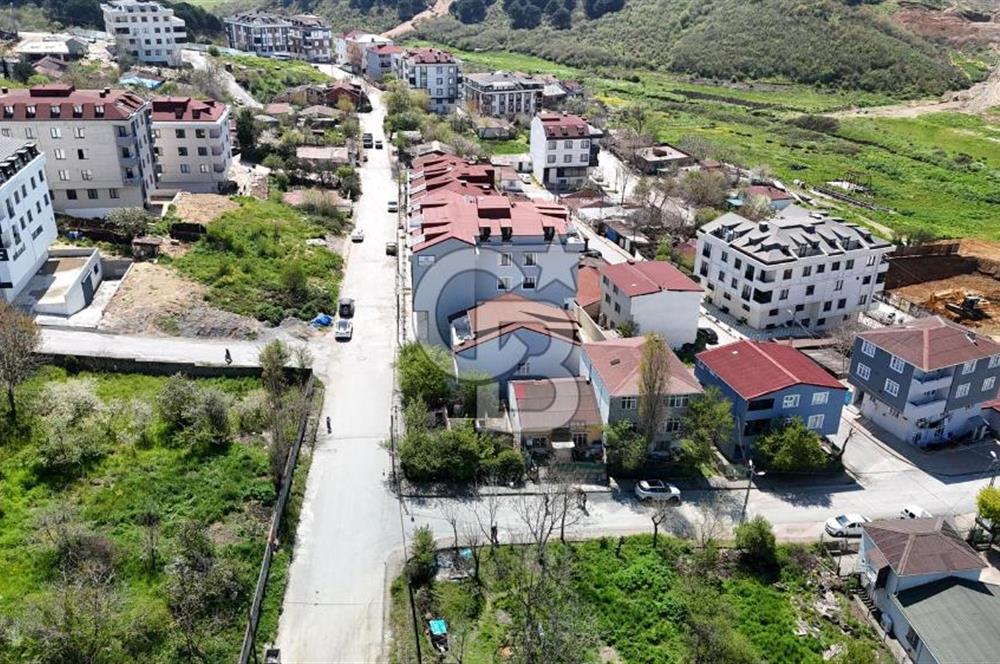 ARNAVUTKÖY HARAÇÇI MAHALLESİNDE 148 m² İMARLI KÖŞE ARSA