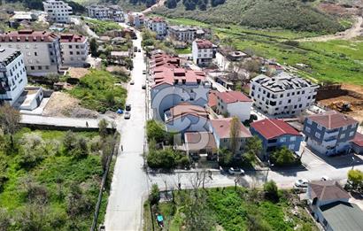 ARNAVUTKÖY HARAÇÇI MAHALLESİNDE 148 m² İMARLI KÖŞE ARSA