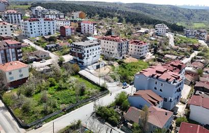 ARNAVUTKÖY HARAÇÇI MAHALLESİNDE 148 m² İMARLI KÖŞE ARSA