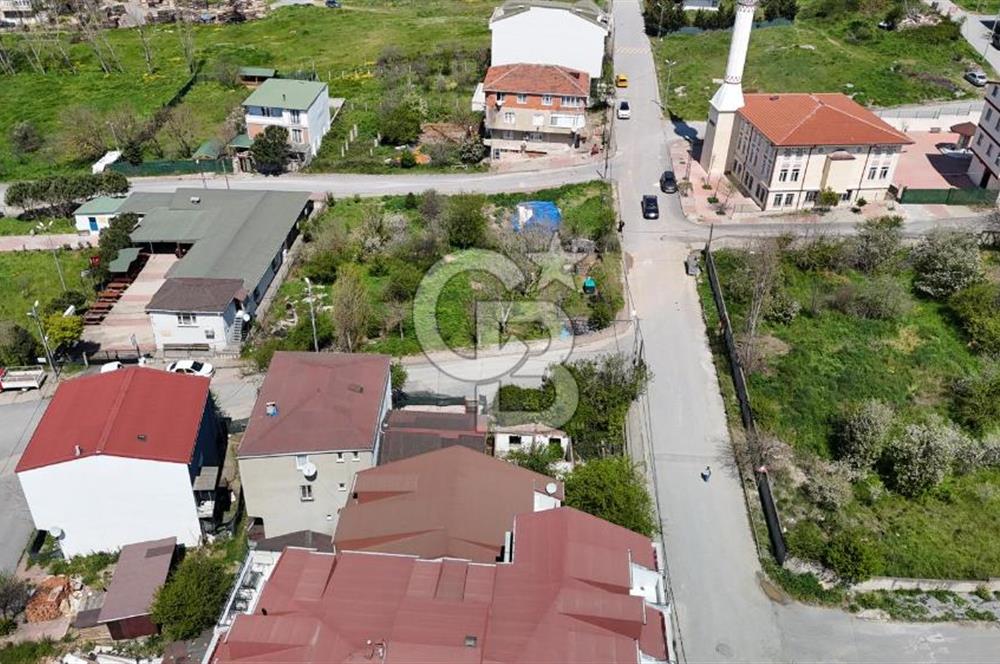 ARNAVUTKÖY HARAÇÇI MAHALLESİNDE 148 m² İMARLI KÖŞE ARSA