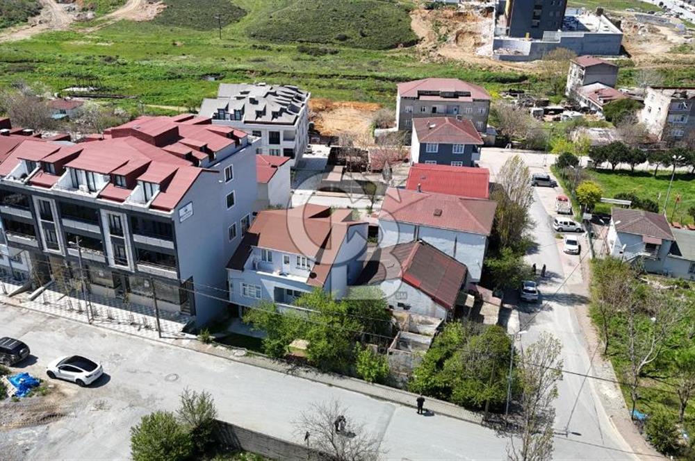 ARNAVUTKÖY HARAÇÇI MAHALLESİNDE 148 m² İMARLI KÖŞE ARSA
