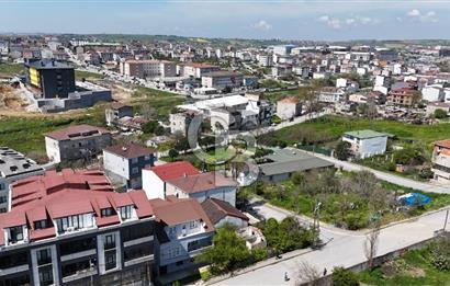 ARNAVUTKÖY HARAÇÇI MAHALLESİNDE 148 m² İMARLI KÖŞE ARSA
