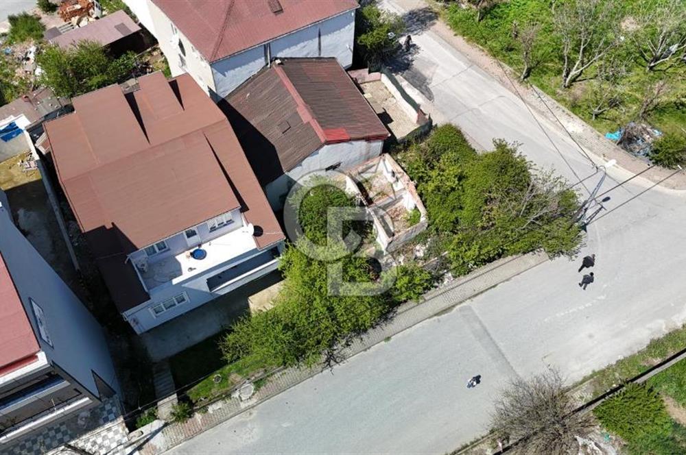 ARNAVUTKÖY HARAÇÇI MAHALLESİNDE 148 m² İMARLI KÖŞE ARSA