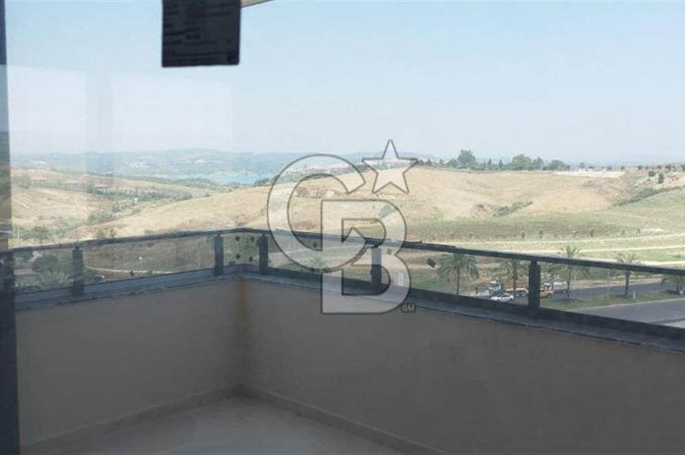 Esentepe de 4+1, 180 m2net Panoromik Göl Manzaralı Kiralık Daire