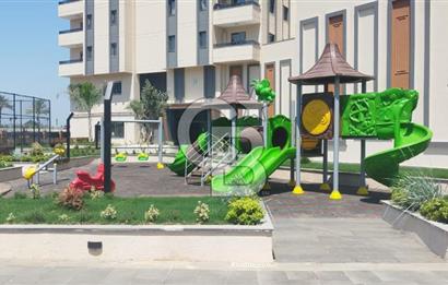 Esentepe de 4+1, 180 m2net Panoromik Göl Manzaralı Kiralık Daire