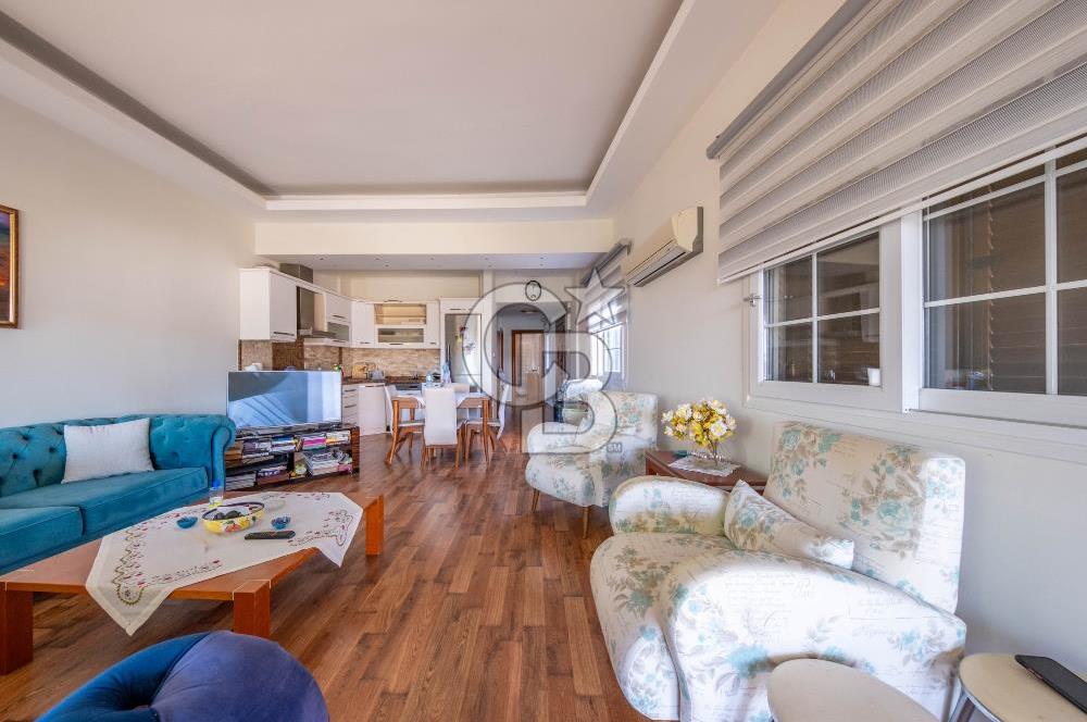 Urla ÇeşmealtıDeniz Manzaralı Satılık 4+1 Müstakil Villa