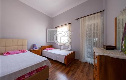 Urla ÇeşmealtıDeniz Manzaralı Satılık 4+1 Müstakil Villa