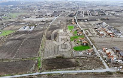 SATILIK ARNAVUTKÖY HARAÇÇI PEGASUS VİLLA KENTTE 722 m² ARSA