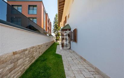 Urla ÇeşmealtıDeniz Manzaralı Satılık 4+1 Müstakil Villa