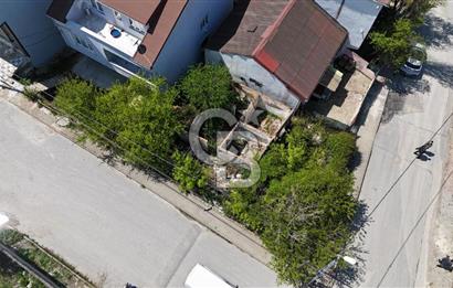 ARNAVUTKÖY HARAÇÇI MAHALLESİNDE 148 m² İMARLI KÖŞE ARSA