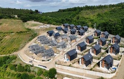 Site İçinde Doğa Manzaralı Havuzlu Lüks Satılık Villa