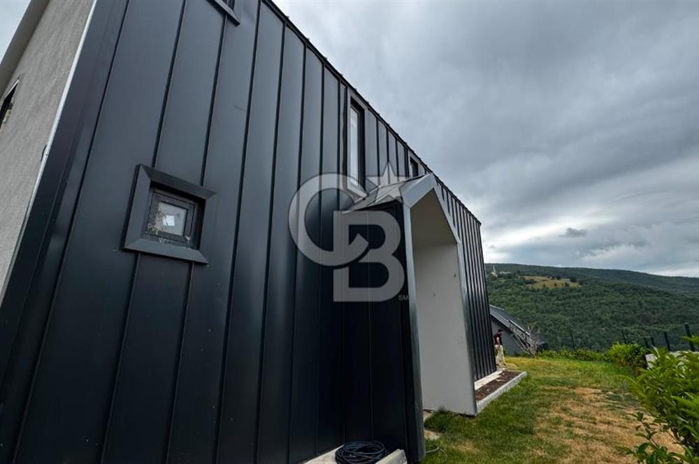 Site İçinde Doğa Manzaralı Havuzlu Lüks Satılık Villa