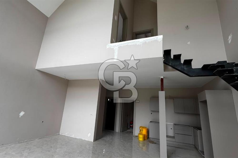 Site İçinde Doğa Manzaralı Havuzlu Lüks Satılık Villa