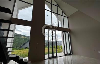 Site İçinde Doğa Manzaralı Havuzlu Lüks Satılık Villa