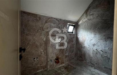 Site İçinde Doğa Manzaralı Havuzlu Lüks Satılık Villa
