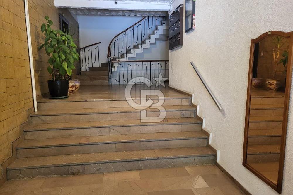 Beşiktaş Ulus'ta Kiralık 5+1 Lüks Muayenehane