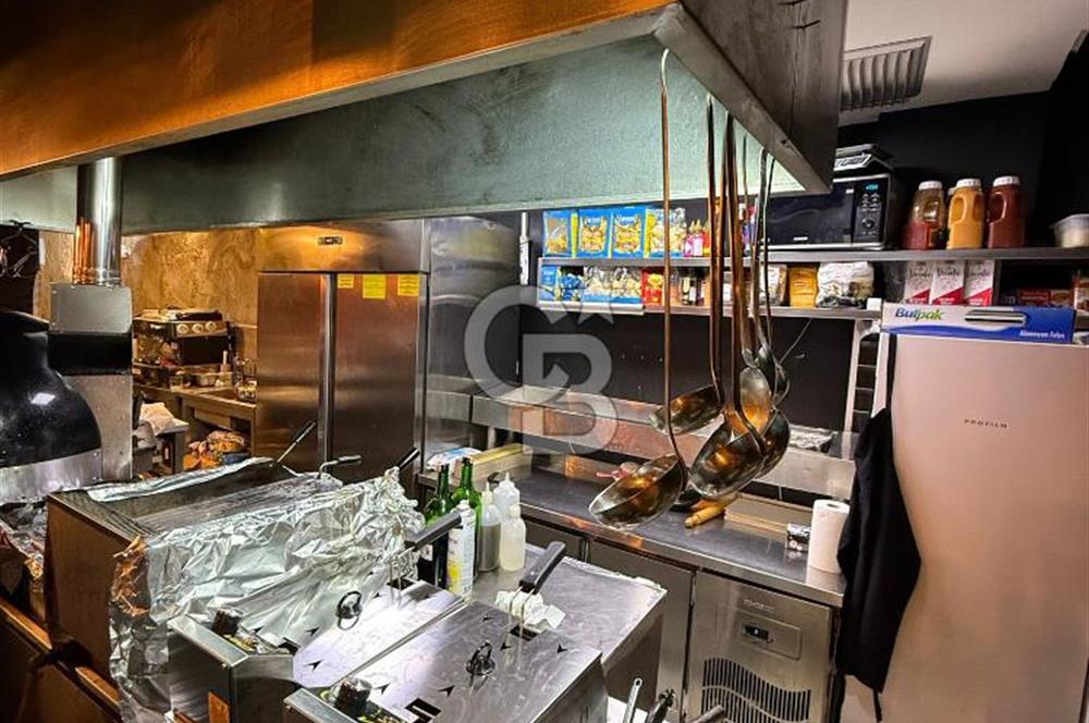 BALÇOVA'NIN EN İŞLEK CADDESİNDE DEVREN KİRALIK HAZIR RESTORAN