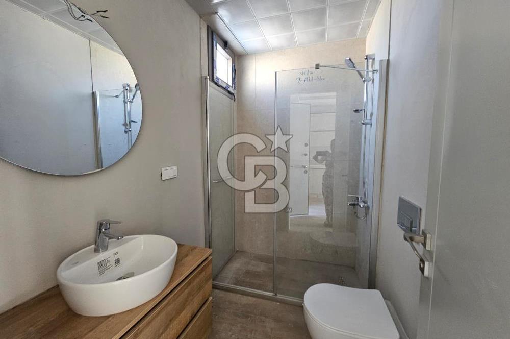 Ayvalık Altınova'da Müstakil Havuzlu Kiralık 3+1 Dubleks