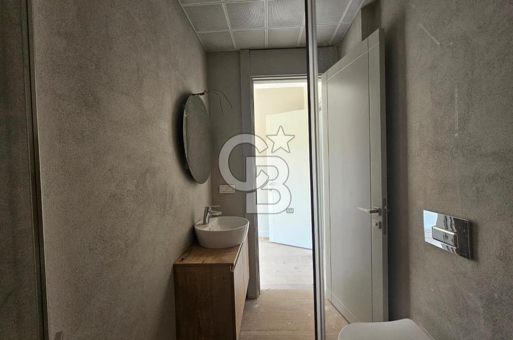 Ayvalık Altınova'da Müstakil Havuzlu Kiralık 3+1 Dubleks
