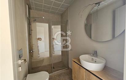 Ayvalık Altınova'da Müstakil Havuzlu Kiralık 3+1 Dubleks